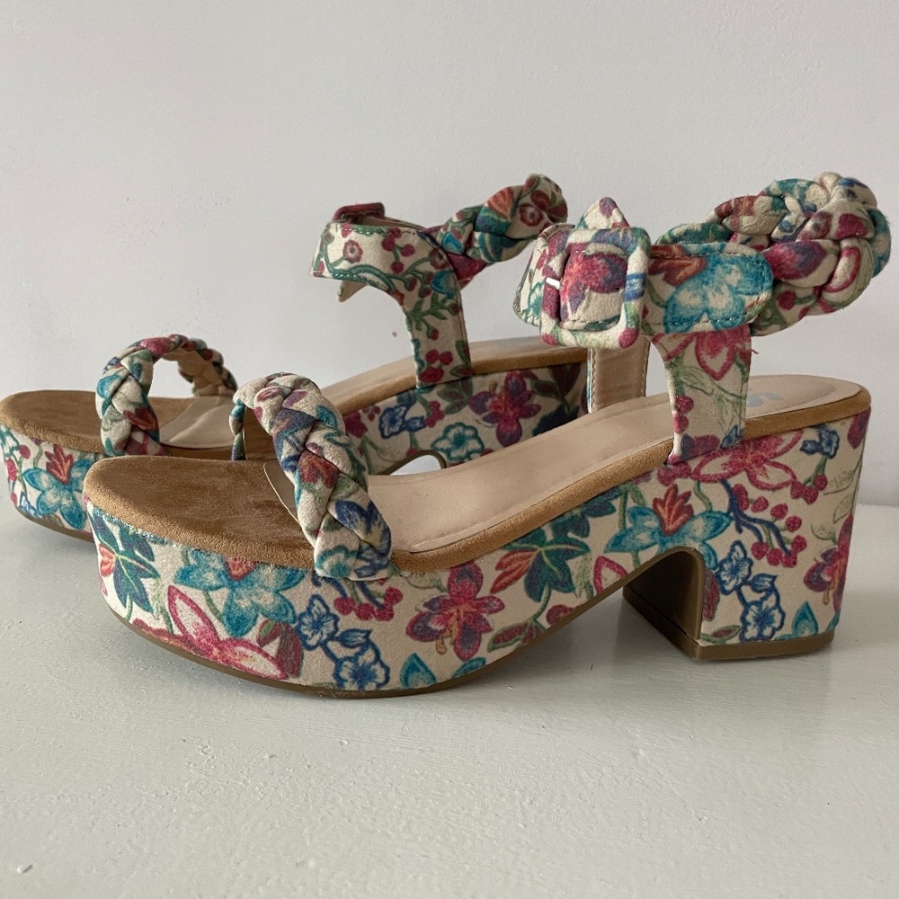 Floral Platforms